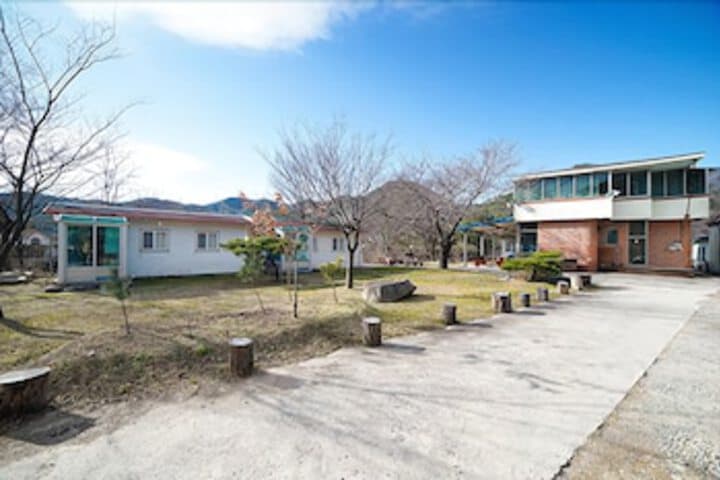 Explore Cheongsong