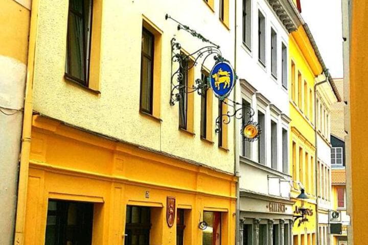 Explore Oberzug
