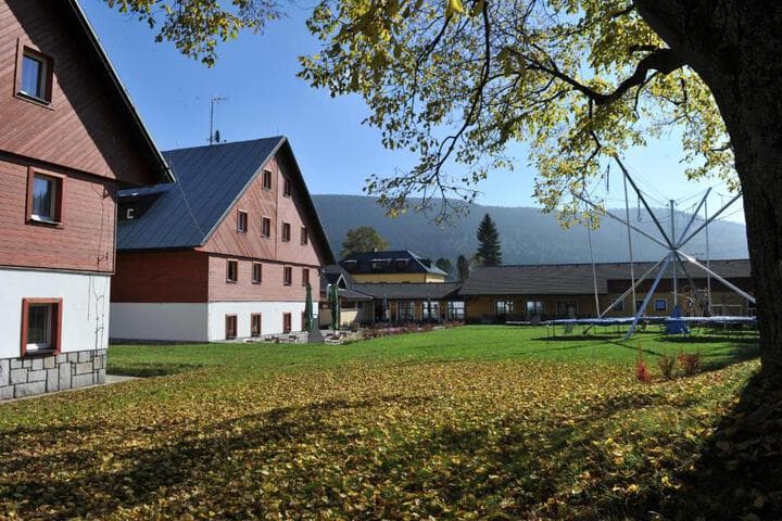Explore Ramzova