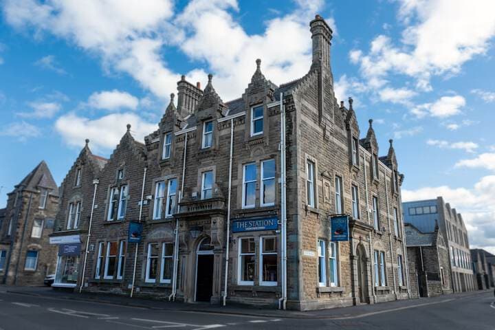 Explore Gisburn