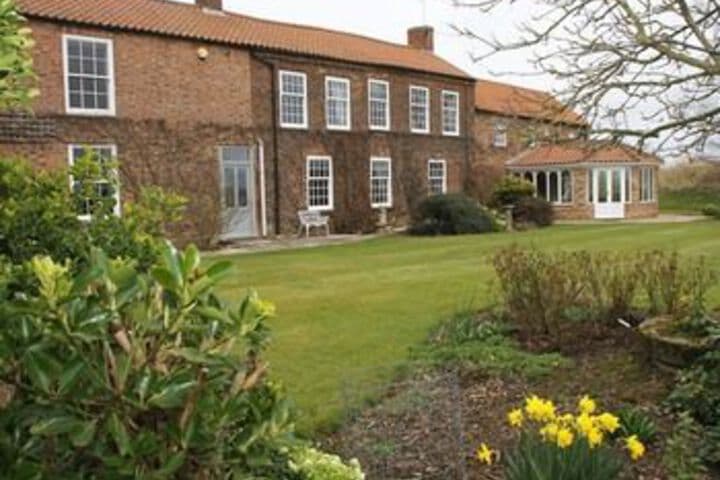 Explore Hunton