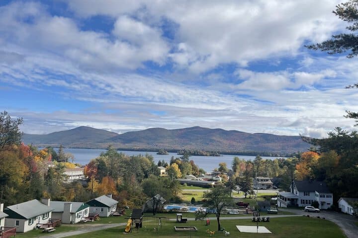 Explore Friends Lake Inn