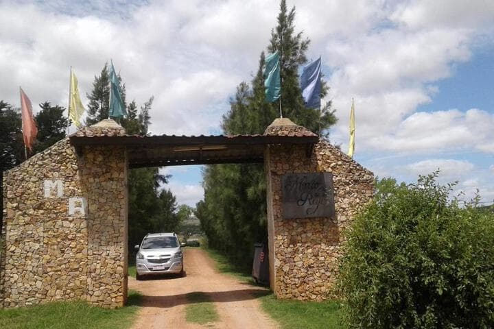 Explore Villa Serrana