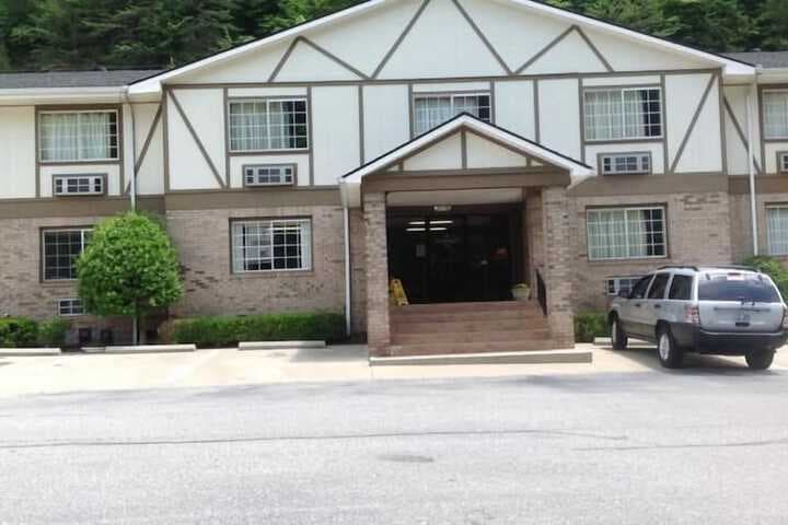 Explore Paintsville