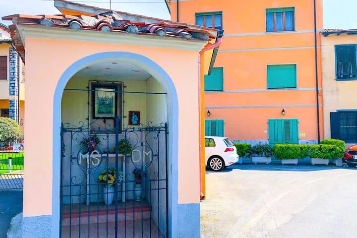 Explore Monte San Quirico