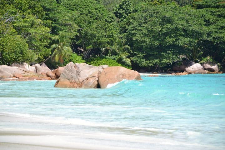 Explore Grand Anse Praslin