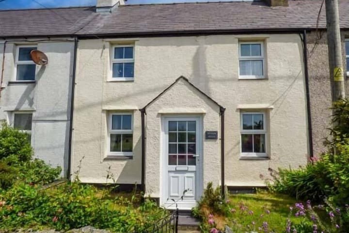 Explore Pentre Berw