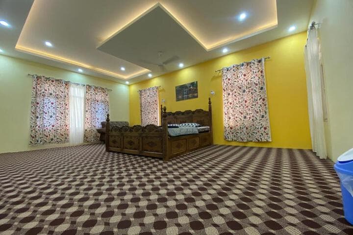 Explore Sonwar Bagh