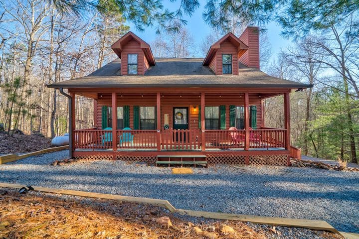Explore Foxfire Estates