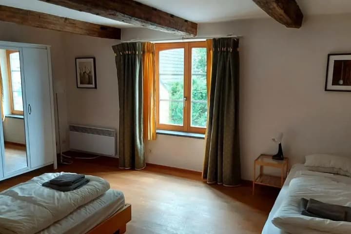 Explore Lavaux Sainte Anne