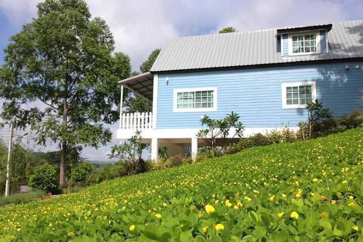Explore Ban Nam Phung