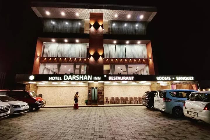 Explore Vasad