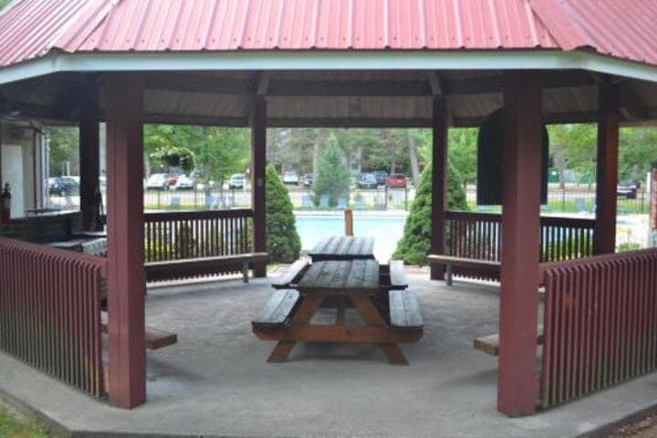 Explore Birchview By The Saco