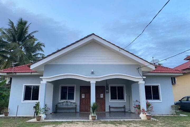 Explore Kampung Gertak Seratus