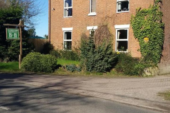 Explore Knaptoft