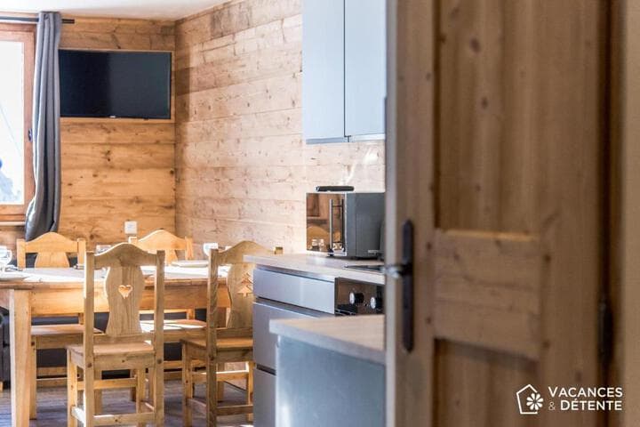Explore Les Menuires