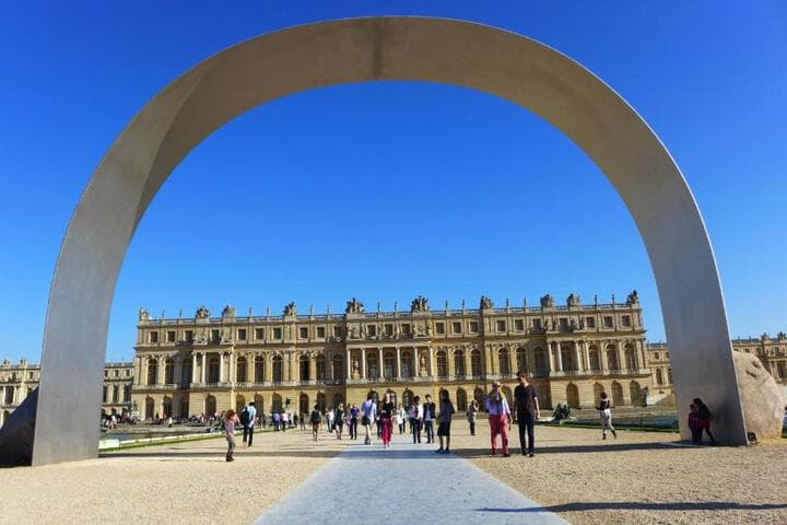 Explore Palace Of Versailles