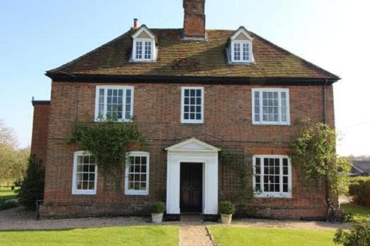 Explore Rotherwick