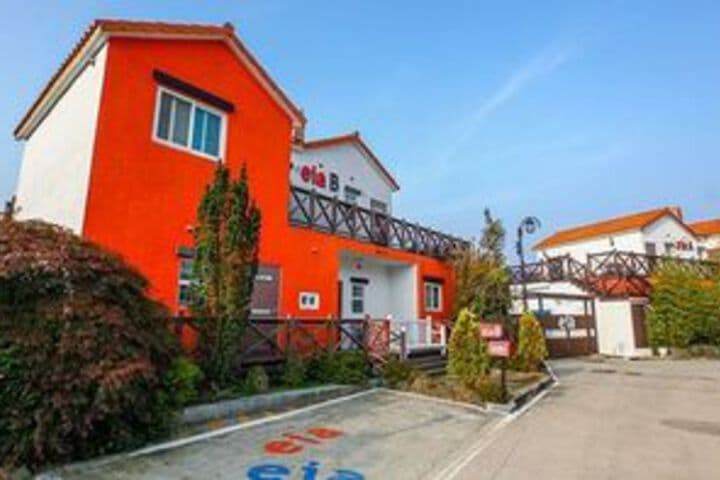 Explore Hanbawi