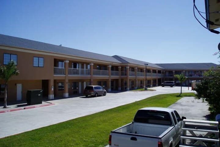 Explore Palmview South