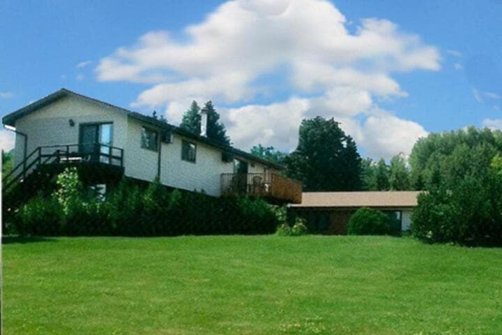 Explore Central Hillside