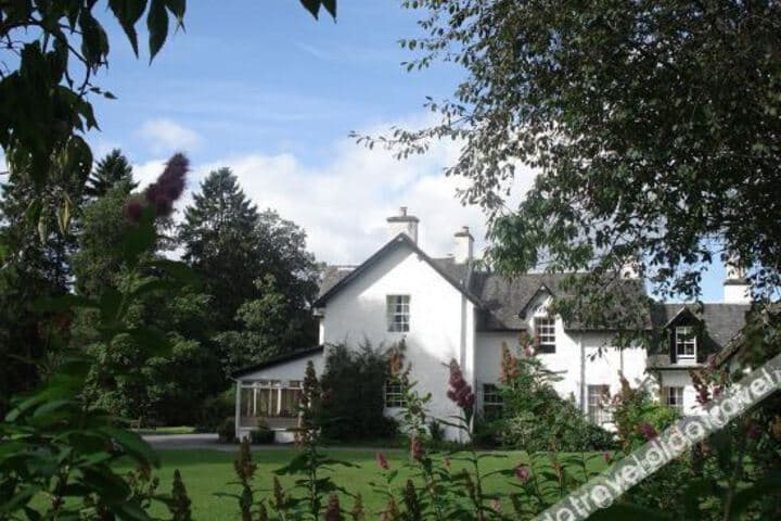 Explore Strathtay