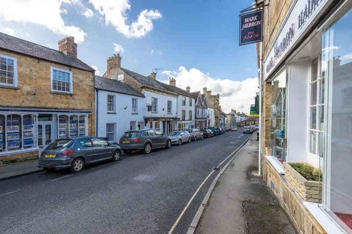 Explore Shepton Beauchamp