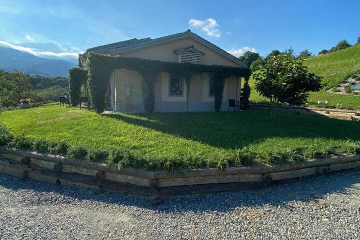 Explore Santuario