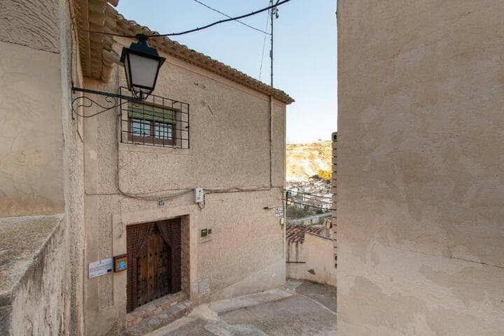 Explore Ossa De Montiel