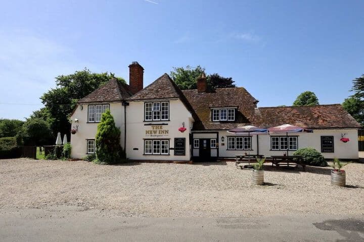 Explore Streatley