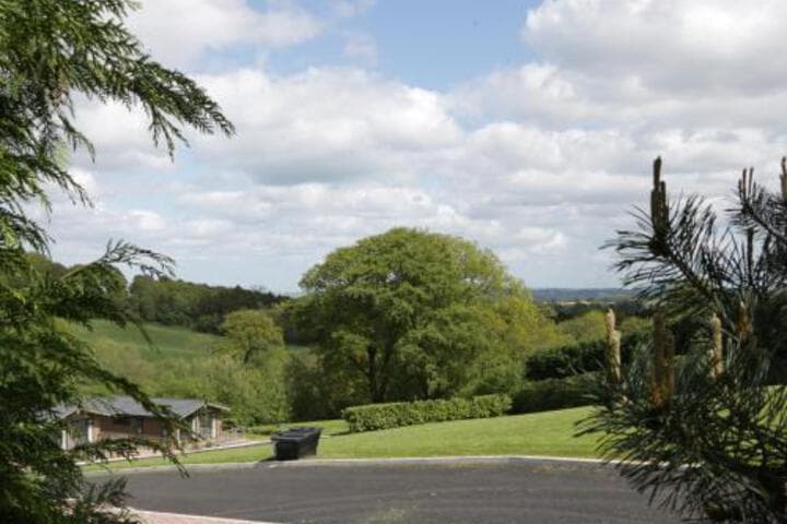 Explore Upper Arley