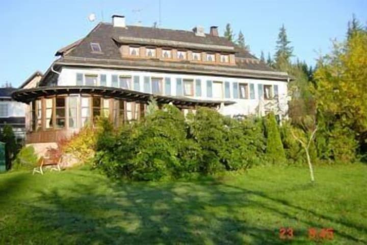 Explore Hilpertsau