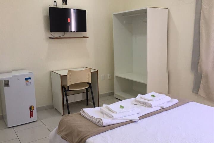 Explore Campos Eliseos