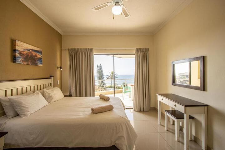 Explore Manaba Beach