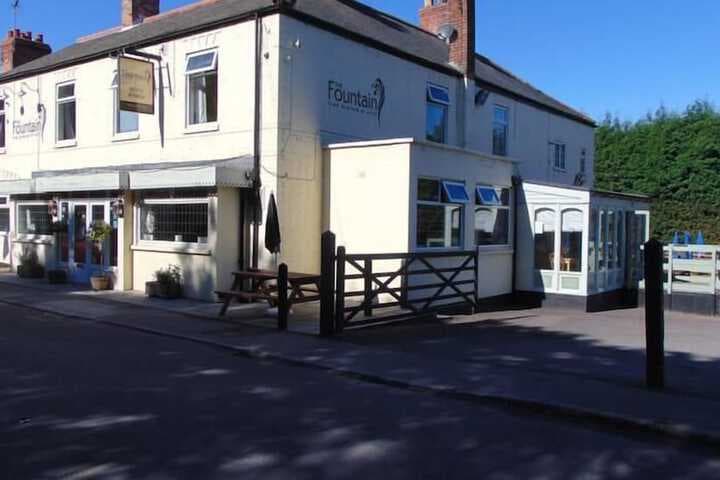 Explore Edwinstowe