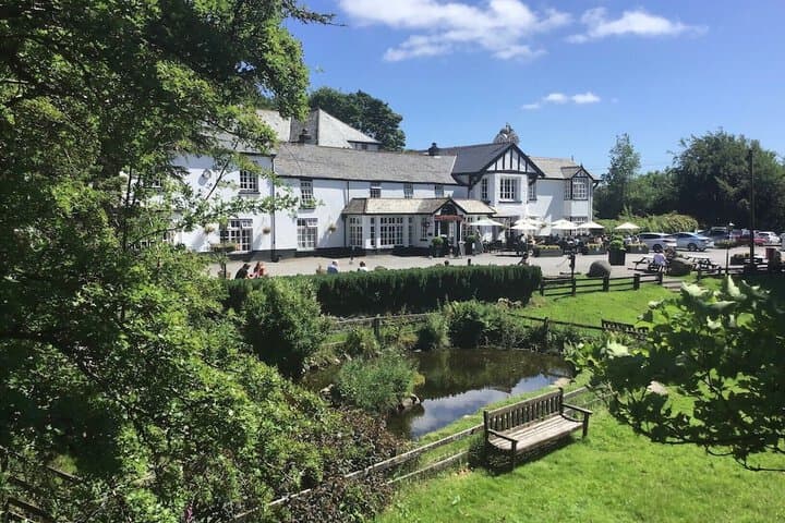 Explore Bere Ferrers