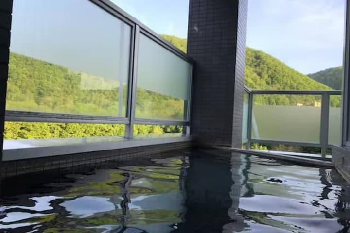 Explore Minami