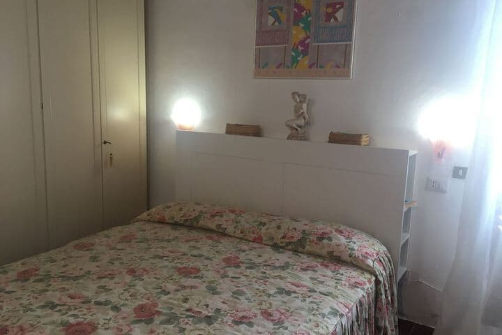 Explore Villaggio Peruzzo