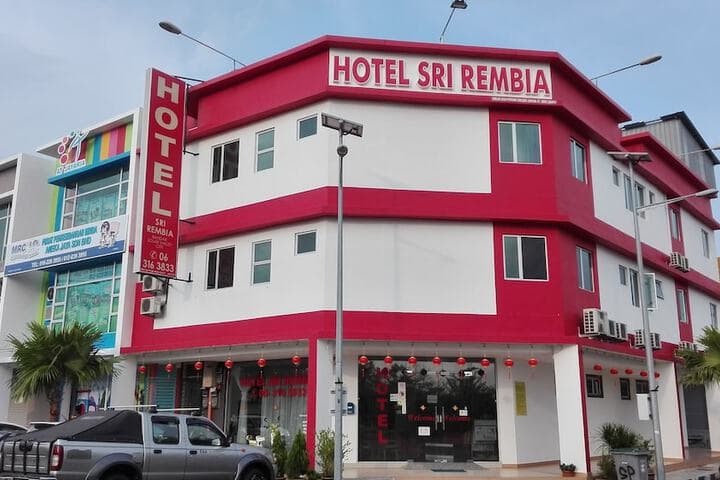 Explore Kampung Jelatang