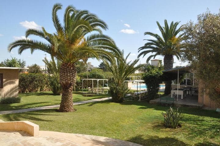 Explore El Mansouria