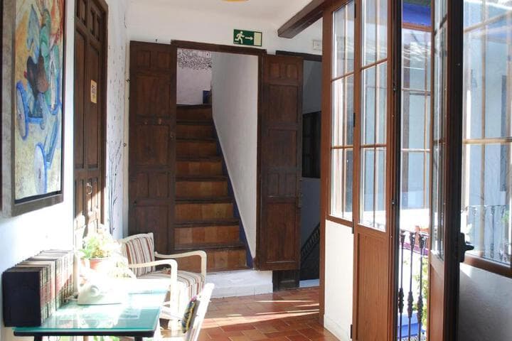 Explore San Basilio