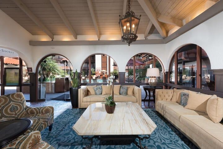 Explore La Jolla Farms