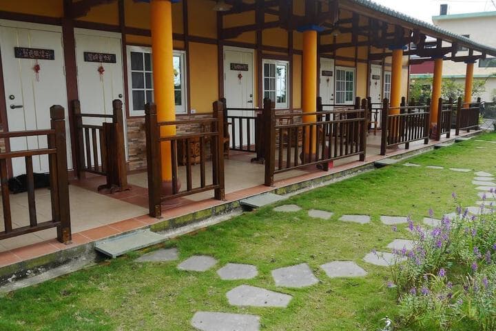 Explore Tsaoling