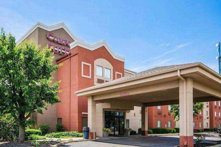 Explore Hurstbourne