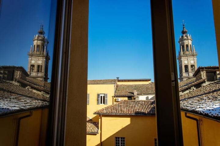 Explore Montanara