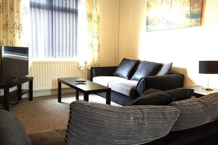 Explore Davenham