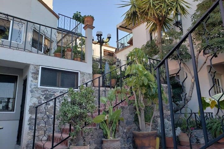 Explore Aldea