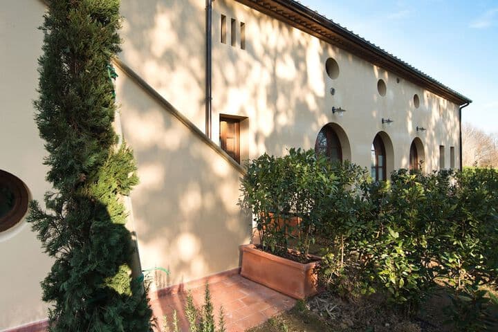Explore Cevoli