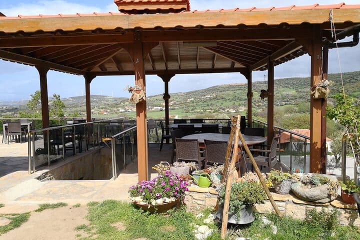 Explore Yenifoca