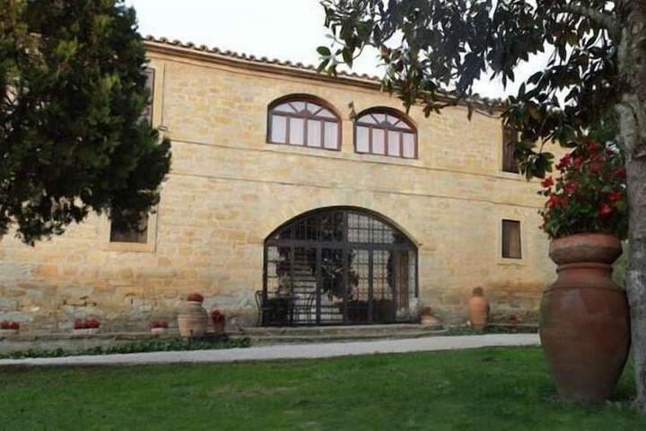 Explore San Savino